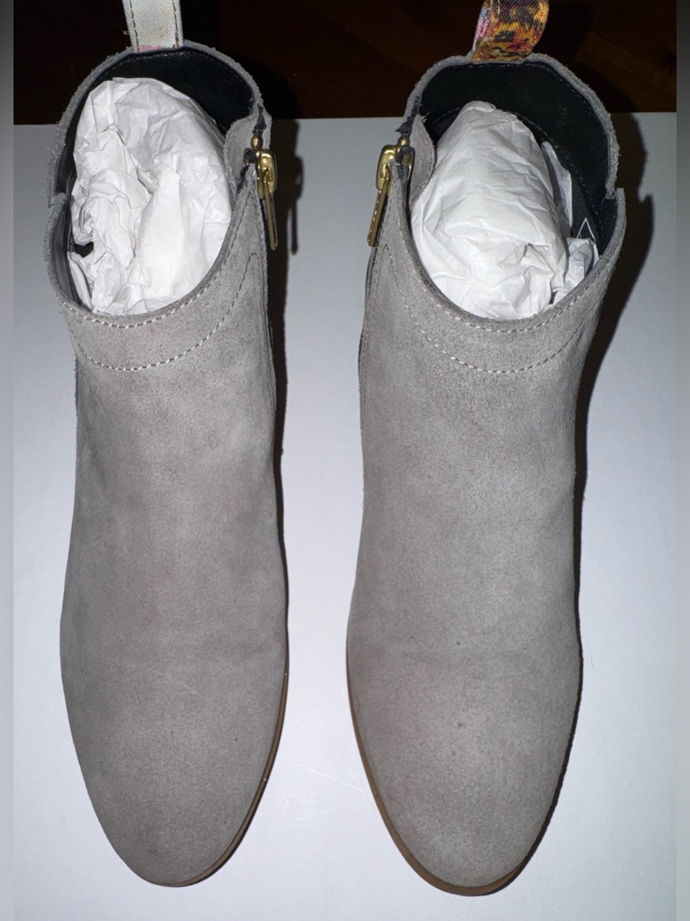 Suede Gray Ankle Booties with Floral
Detail, Inkkas, Style - Savannah - Picture 3 of 12